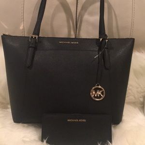 Michael Kors zip leather Tote bag with wallet